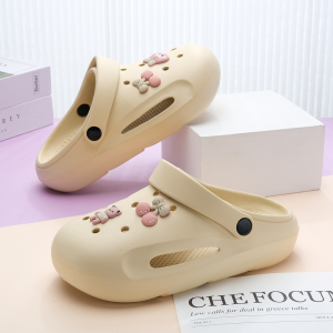 Womens Clog Shoes Outdoor Wear Thick Bottom Anti-Slip Sandals Soft Bottom Beach Slippers Slip-On Casual Hollow out Design