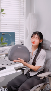 Gối Massage Lưng Breo Back 2 - Êm Ái Chườm Nóng 42℃ Mô Phỏng Massage