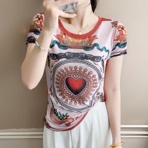 YIMEI ฤดูร้อนแฟชั่นสินค้ายุโรปเสื้อยืดพิมพ์ลายกระชับสัดส่วนและลดสัดส่วนตาข่ายเสื้อเรโทรยุโรป2025