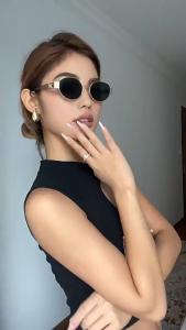 แว่นกันแดด ทรงวงรี โลหะ ดีไซน์เรียบๆแต่เก๋ทันสมัย ป้องกันแสงแดด UV400 แฟชั่นสตรีท แว่นกันแดดแบบกรอบเต็ม แว่นกันแดดที่ทันสมัย ระดับไฮเอนด์