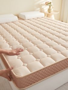 DREAM HOME | Soft Memory Foam Latex Mattress