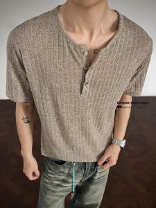 NANSSE | Áo Thun Form Regular Cổ Tim Tay Ngắn