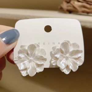 White Flower Stud Earrings for Women Folded Acrylic Side Charming Sweet Floral Girls Earrings Japanese Style Ear Jewelry