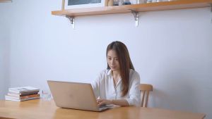 [HCM] - Dụng cụ massage ngón tay cải thiện tốc độ tay cao cấp - EuroHome