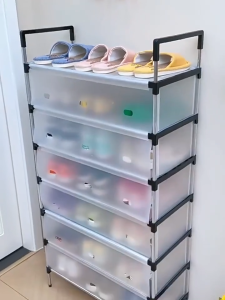 ชั้นวางรองเท้า พร้อมพลาสติกกันฝุ่น โครงเหล็ก แผ่นรองพลาสติกPP อย่างดี Black