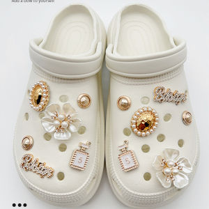 Suitable for Carluo Chi Crocs Hole Shoes Accessories Shoe Buckle White Chain Diamond Decorative Accessories Men and Women Classic Style