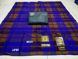 [TERBARU] SARUNG LAMIRI FULL SUTRA KDT KOTAK SANDUR ISTIMEWA MOTIF BHS KEBANGGAAN MADURA
