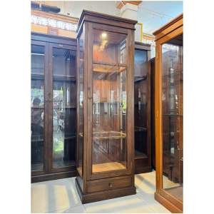 ตู้โชว์ไม้สัก สูง 200 x กว้าง 65 x ลึก 48 cm. ตู้ไม้สัก ตู้กระจก มีไฟ (จัดส่งทั้งตู้) 4 ชั้น กระจก 3 ด้าน สีเสี้ยนดำน้ำตาล ไม้สักแท้ ทุกชิ้นส่วน ตรงปก
