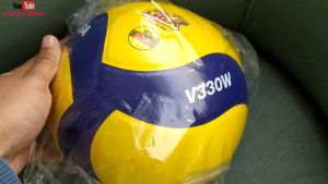 V330W VOLLEYBALL WITH PIN NET PUMP