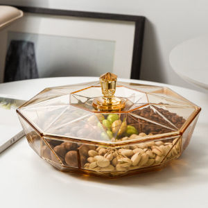 กล่องใส่ขนมขบเคี้ยวกล่องใส่ลูกอมกล่องผลไม้แห้งหรูหราเบาๆแบบใสใช้ในบ้านแบบแยกช่องมีฝาจานใส่ผลไม้พลาสติกสำหรับโต๊ะน้ำชาห้องรับแขกแบบเรียบง่าย