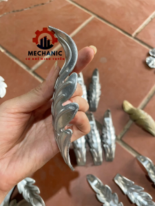 LÁ CON TÔM hoa tôn sắt dập hoa sắt trang trí phụ kiện mỹ thuật