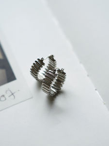 ต่างหูห้อยหูขอบกว้าง 104 ขนหนา เนื้อผ้าซาติน ต่างหูเงิน S925 ดีไซน์หรูหรา เครื่องประดับหูแฟชั่นสำหรับผู้หญิง