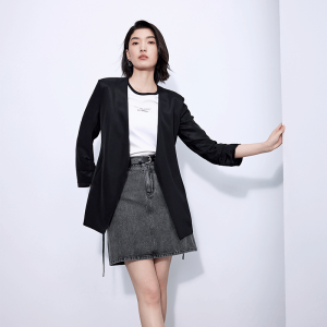 Áo Blazer Ngắn Cao Cấp Chất Liệu Lụa cho Nữ