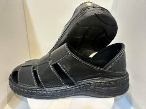 "Premium Dark Brown Leather Sandals shoes for Men – Size 44 Made in Thailand Comfortable and Durable"