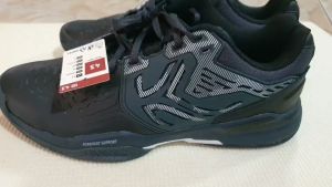 ARTENGO รองเท้าเทนนิสแบบเล่นได้หลายสนามสำหรับผู้ชายรุ่น TS560 กระชับ สวมใส่สบาย