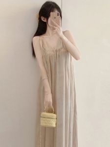 French Elegant Nude Feel V-neck Strap Sleepwear Womens Internet Celebrity Style Summer New Home Clothes Elegance Nightgown