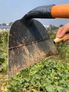 Cangkul Taman Tahan Lama Untuk Penyiangan Alat Berkebun Cangkul Gulma Baja