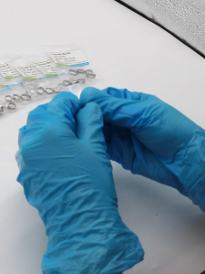 4 Pcs/Pack Dental Roth Molar Band 0.022 Premolar Bands with Roth Bracket and Hook #1-#24