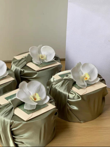 Wedding Companion Gift Female Bridesmaid High-End Practical Internet Celebrity Silks and Satins Wrapping Cloth Gift Box Empty Box Niche Style Classy Creative