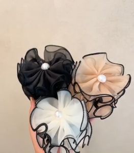 Sean Flower Mesh Hair Clip & Floral Pearl Hair Clamps: A Guide to Korean Fashion Hair Accessories