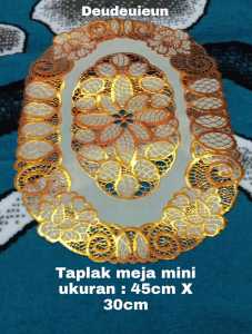 Taplak meja ruang tamu mini