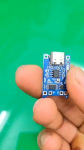 Mạch sạc TP4056 mẫu xịn cổng sạc type C (có tích hợp bảo vệ pin và hỗ trợ sạc nhanh 2A). Mạch sạc 1S cell 18650