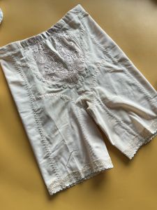 High Waist Beauty Therapy Tight Fit Body Shaper Underwear for Women Luxury Pressure Abdomen Lifting Hip Reducing Leggings