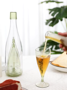 New transparent goblets are convenient for travel portable creative bar plastic champagne glasses light luxury foldable goblets for cold drinks juice cups plastic cups champagne glasses