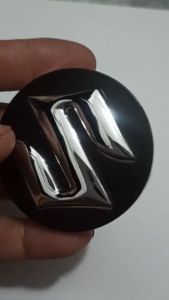 Logo Suzuki cho chụp mâm xe (chụp Lazâng) đường kính 54mm phù hợp cho dòng xe Suzuki (có 2 màu đen và bạc)