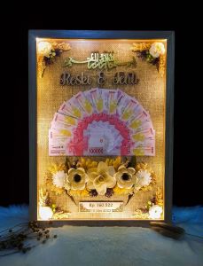 Bingkai Mahar Kostum - Ukuran A3 30x40Cm Termasuk Lampu LED