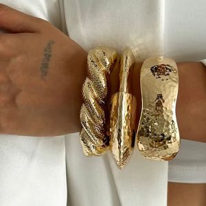 Ingemark ที่ไม่ซ้ํากัน Punk ไม่สม่ําเสมอ Heavy Metal Chunky ฤดูใบไม้ผลิกําไลข้อมือผู้หญิง Punk Geometric Charm สร้อยข้อมือ Grunge เครื่องประดับผู้ชายใหม่