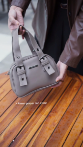 Tas Tangan Selempang Minimalis Modis untuk Wanita Hagia Bag Djisoo