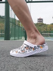 รองเท้าหัวโต ผช รองเท้าแตะผู้ชายรองเท้าแตะพื้นหนาขนาดใหญ่กันลื่นสำหรับผู้ชาย พร้อมคุณสมบัติดูดซับแรงกระแทกน้ำหนักเบา