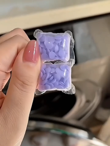 50/100PCS Laundry Beads Anti Static Softener Beads Lasting House Cleaning Tools Laundry Scent Beads Perfume Pewangi Manik Sabun Baju 留香珠