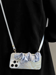 เคสโทรศัพท์ผ้าไหมไหมพรมแบบเรียบง่ายพร้อมสายรัดข้อมือและสายสะพายข้างสำหรับ Apple 17 pro iPhone 16 pro Max 13 พร้อมสายรัด 15 pro สำหรับผู้หญิง 14 pro ป้องกันการตกหล่นแบบสร้างสรรค์ 12