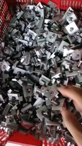 Kẹp giữa nhôm 30mm35mm vs 40mm chuyên dụng cho điện mặt trời