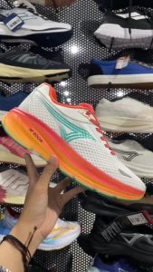 Sepatu Ardiles Nfinity Drive 1.5 White/Orange Sneakers Running BNIB