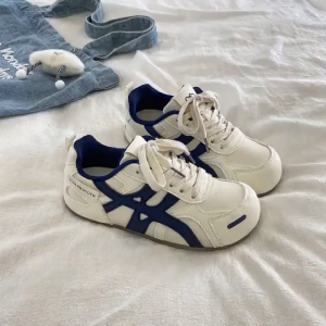 Chic & Breathable Retro Sneakers Versatile Lightweight Casual Shoes