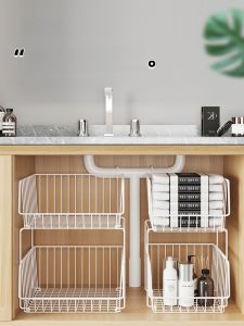 Pull-out Bathroom Storage Rack