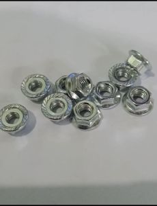 Mur Flange M 4 -- Isi 10 Pcs --