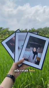 Cetak foto dengan bingkai MDF ukuran 10R (20x30) tempel dinding dan gantung