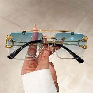 New Sunglasses Frameless Edge Cutting Square Box Double Beam Sunglasses European and American Trendy Glasses