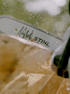 REAIM เลื่อยยนต์ 11.5นิ้ว 52/58cc กำลังสูง 5.8KW! ตัดเร็ว 10500-11000 RPM ประหยัดน้ำมัน แถมบาร์+โซ่เยอรมัน ตัดไม้ท่อนใหญ่ได้ง่าย