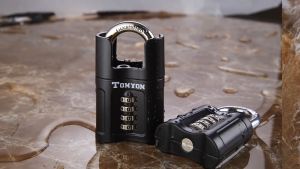 Combination Lock 4-Digit Zinc Alloy Padlocks Security padlocks Anti-Theft Large Padlock Lock For Door