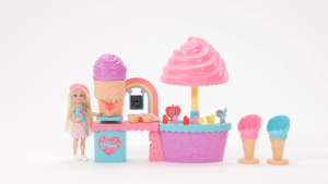 [NEW] Barbie Club Chelsea Ice Cream Shop Playset With Chelsea Doll 2 Dough Colors And Accessories (JMJ42)
