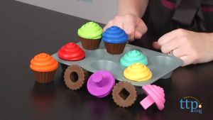 ของแท้ GM เนื้อหาการเสริมพัฒนาการสดใส สี รูปทรง Shape Sorting Cupcakes หุ้นสารเล่นเสริมพัฒนาการ (Learning Resources) SM0003