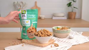 เซ็ตโปรตีนกระจกรสคลาสสิค 5 ห่อ รสชาติจุดเรียบเนียนกับโปรตีนเน้นๆ ธาตุเหล็ก แคลเซียม ใยอาหาร ทำให้ได้ 100% ผงชูรส