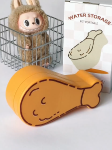 Layered Storage Pet Travel Feeder Waterer Portable Pet Food Water Container Dust-Proof Pet Snack Box for Outdoor