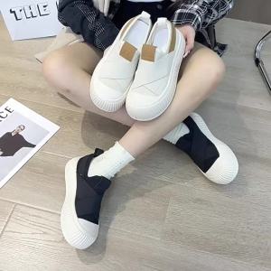 Giày Búp Bê Xỏ Chân Thoáng Khí Dệt Bay Cho Nữ 2023 Giày Thường Thoáng Khí Đế Bánh Xốp Mới Giày Bánh Mì Bánh Quy