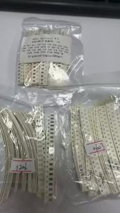 00PCS/Set 0603 0805 1206 SMD Resistor Kit  10 Values 0.1R~1R Ohm Resistors DIY Electronic Components 1% Precision